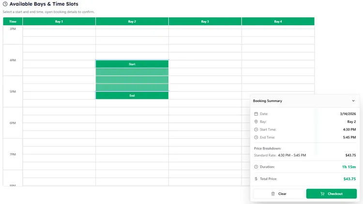 Selecting a time slot on the GolfLabs booking page